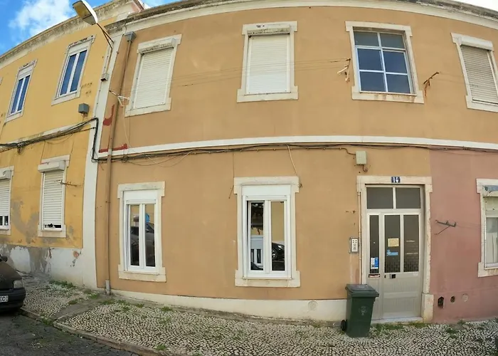 شقة T2 In Typical In Sapadores