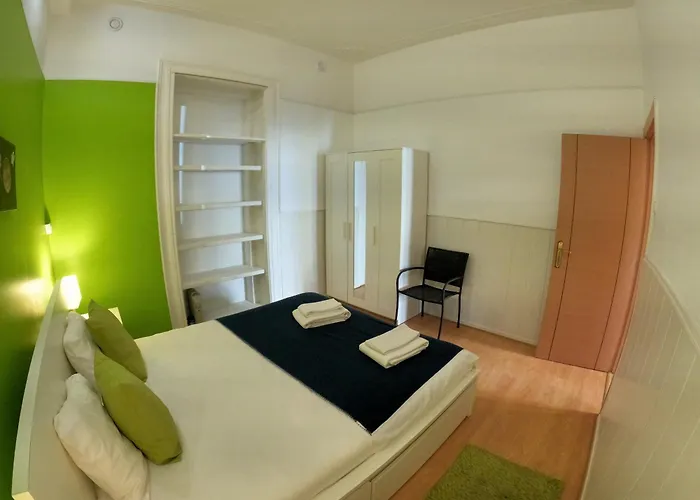 T2 In Typical In Sapadores Lisboa