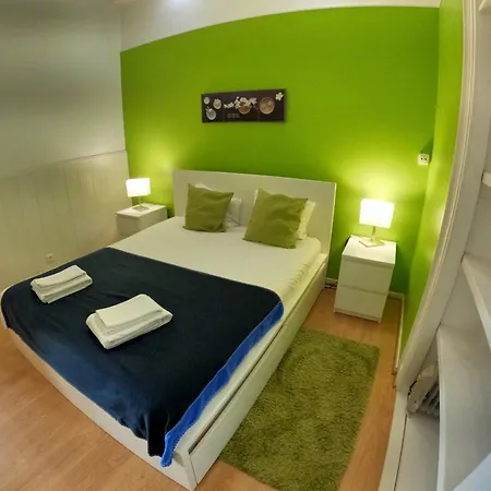 T2 In Typical In Sapadores Apartament