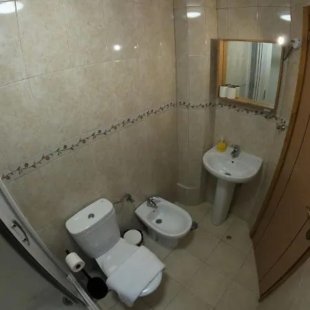 T2 In Typical In Sapadores Διαμέρισμα